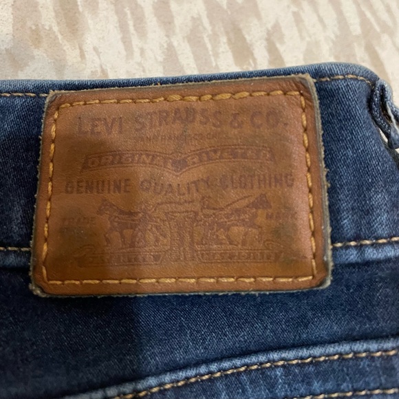 Clearance ..Levi's premium 311 Shaping Skinny Jeans size 26 deep navy wash - Picture 9 of 11